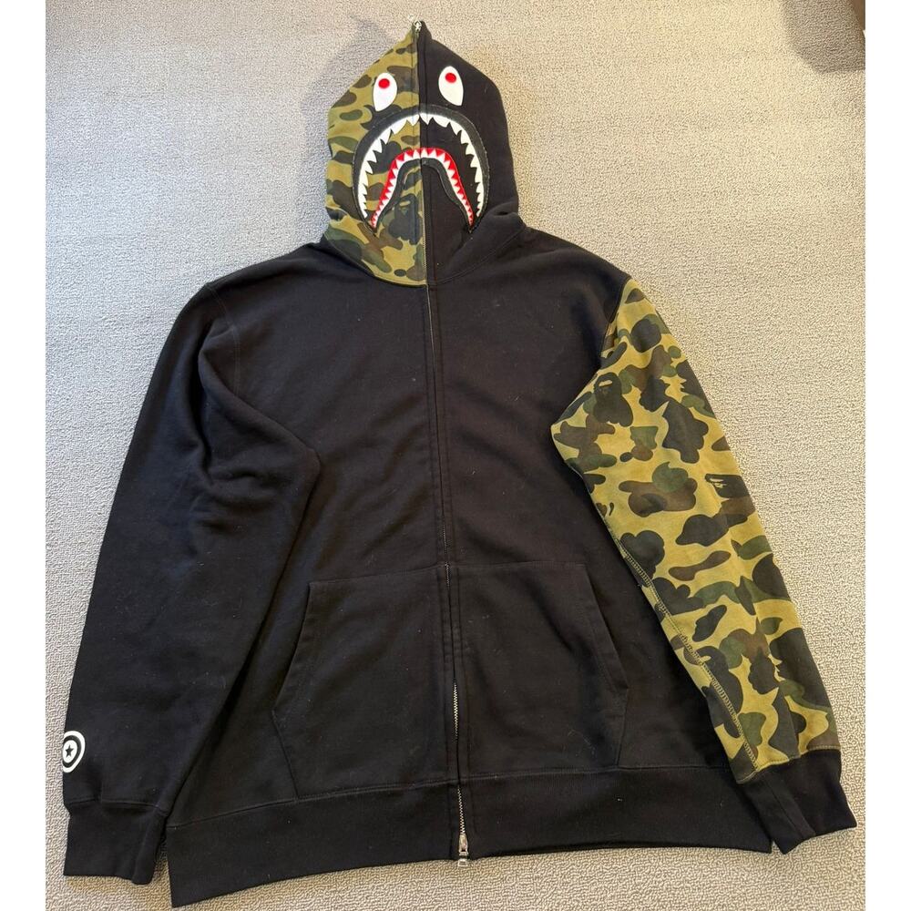 A Bathing Ape BAPE Mens Shark Hoodie 2XL Black Camo Full Zip Jacket‎